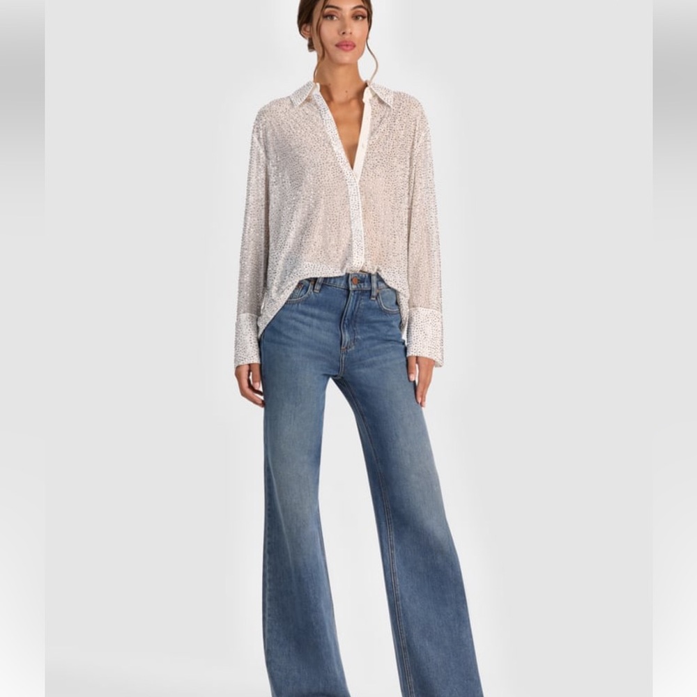New Alice and Olivia Finely embellished button down blouse